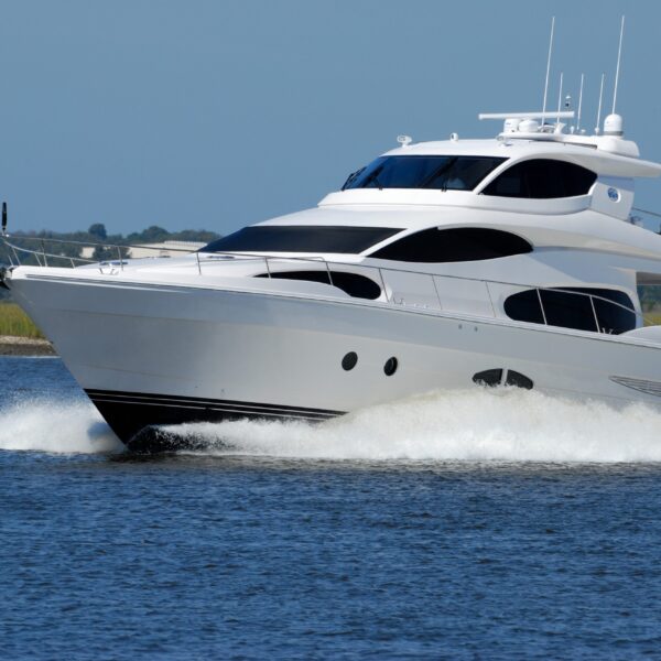 Luxury Yacht Tour