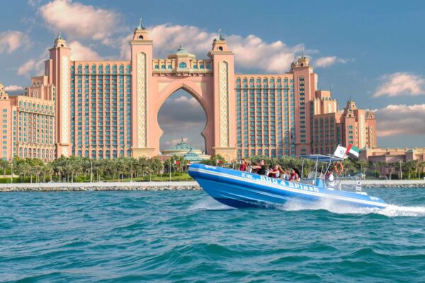 Boat Tours 90 Minutes Dubai