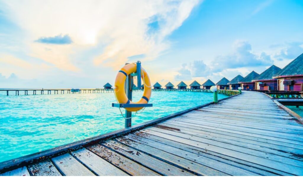 Choosing the Right Time to Visit Maldives Tour 